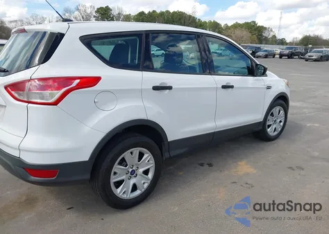 2015 Ford Escape S from USA, damaged, VIN 1FMCU0F7XFUC85616